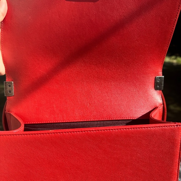 Fiery Red Caviar Leather with Ruthenium Hardware- Chanel Medium Boy Bag - Picture 7 of 10